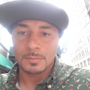 Meet your Posher, Emmanuel